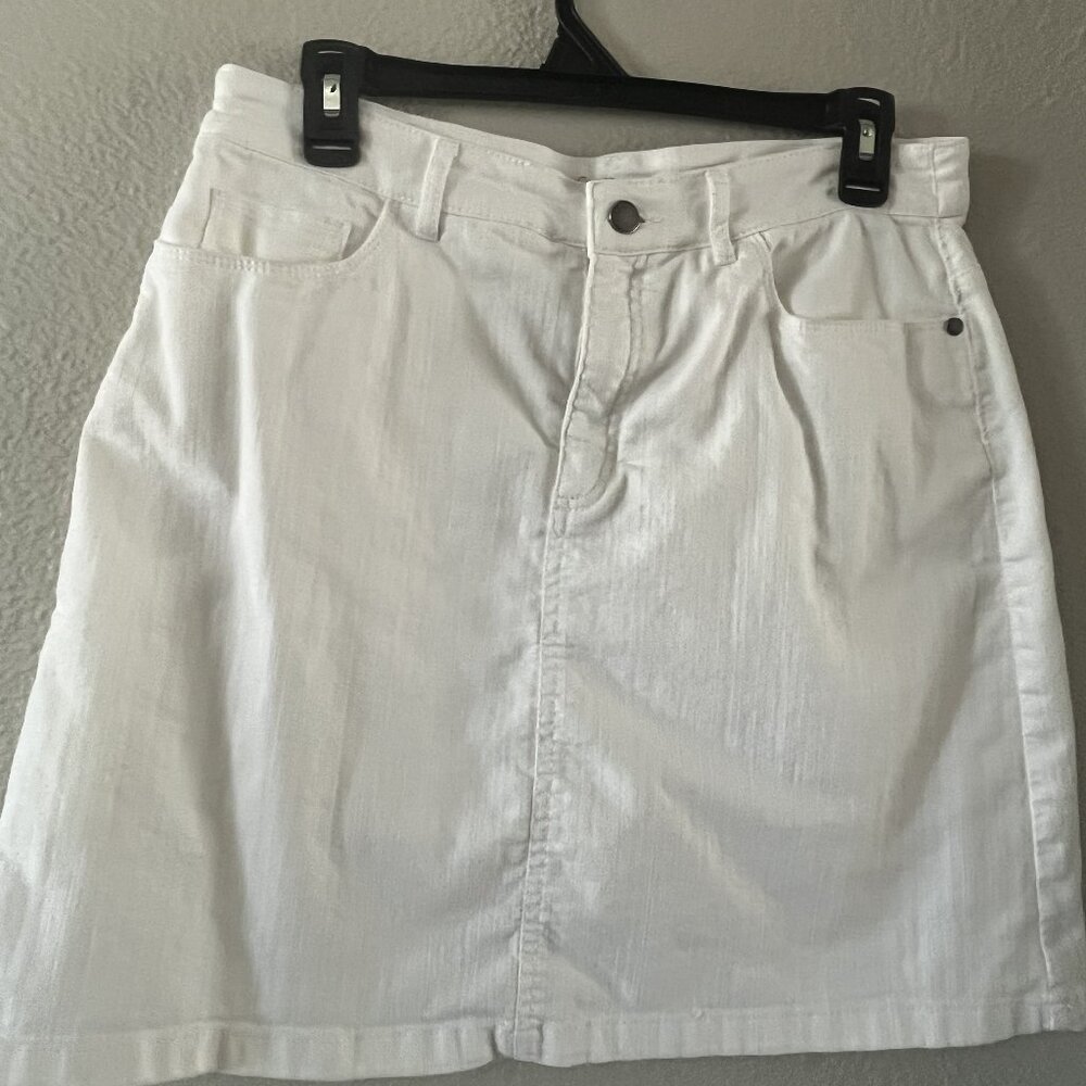 White Jean Skort Croft & Barrow